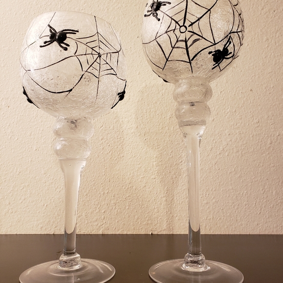 Spiderweb Candle Holders Set of 2. - Picture 6 of 6